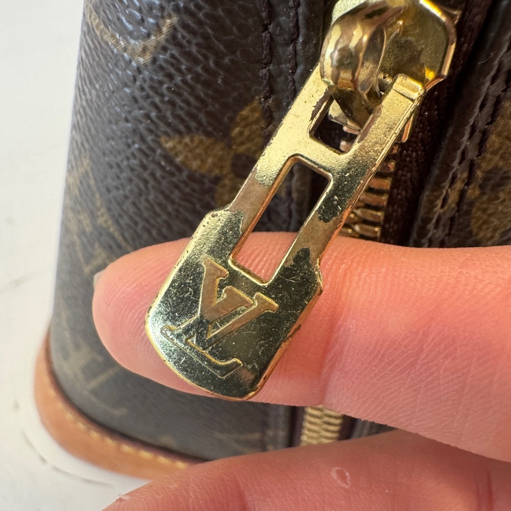 Louis Vuitton Monogram Alma PM Bag - Picture 7 of 9